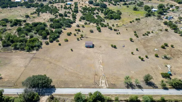 10381 County Road 200, Bertram, TX 78605