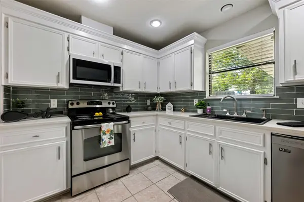 1301 Dove Haven DR, Pflugerville, TX 78660