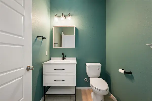 104 Cates CV, Elgin, TX 78621
