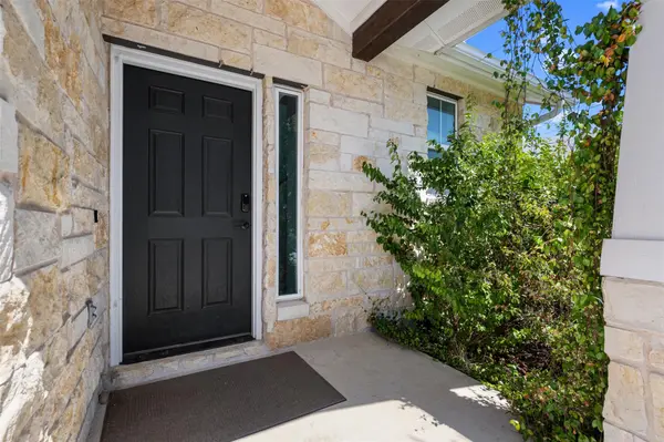 104 Cates CV, Elgin, TX 78621