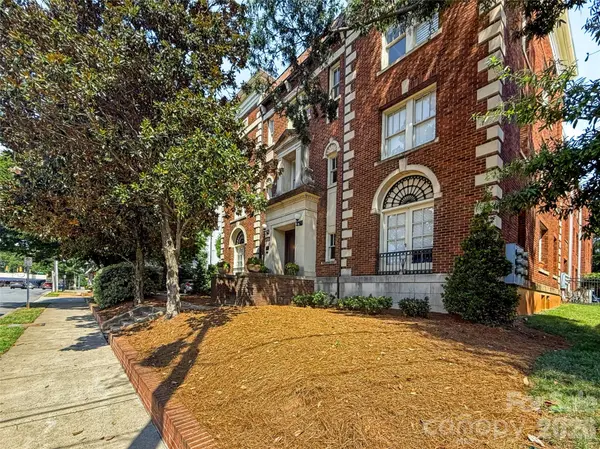 712 Louise AVE #203, Charlotte, NC 28204