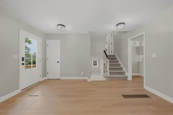 9624 Woodson DR, Overland Park, KS 66207
