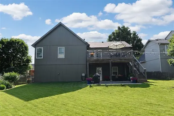 4825 Noreston ST, Shawnee, KS 66226