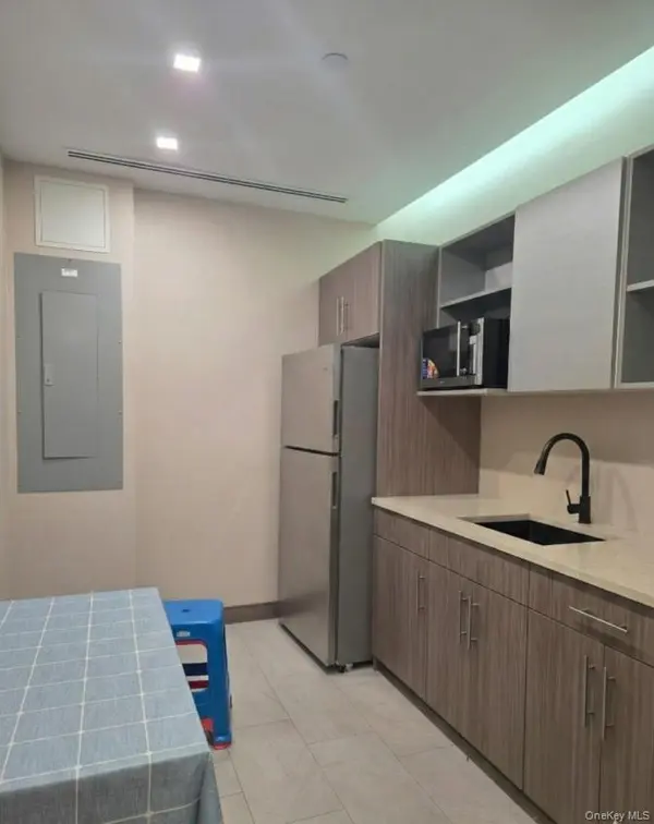 38-08 Union ST #7A-3, Flushing, NY 11354