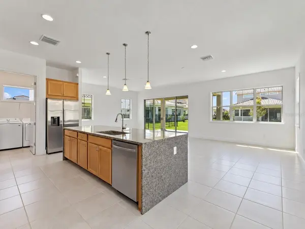 13306 BROMBOROUGH DR, Orlando, FL 32832