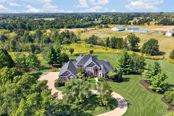 2795 Oberhelman RD, Foristell, MO 63348
