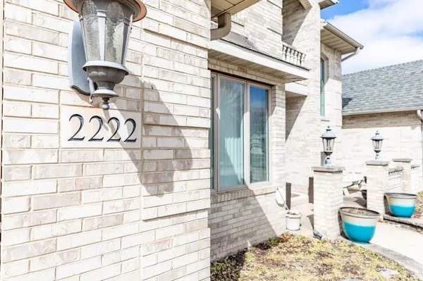 2222 Red River DR, Schererville, IN 46375