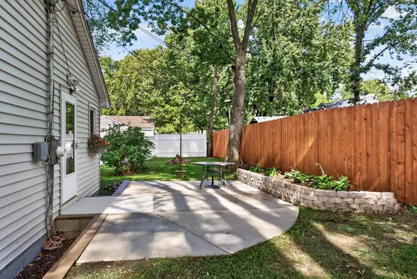 595 Kimball ST NE, Fridley, MN 55432