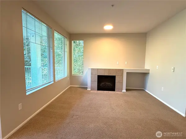 4030 S 213 CT #G, Seatac, WA 98198
