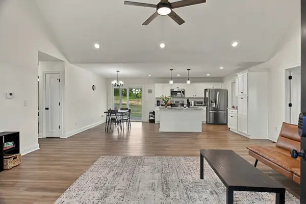 2199 Claude Fox Rd, Cornersville, TN 37047