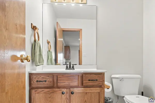 3649 SE Peck RD, Tecumseh, KS 66542