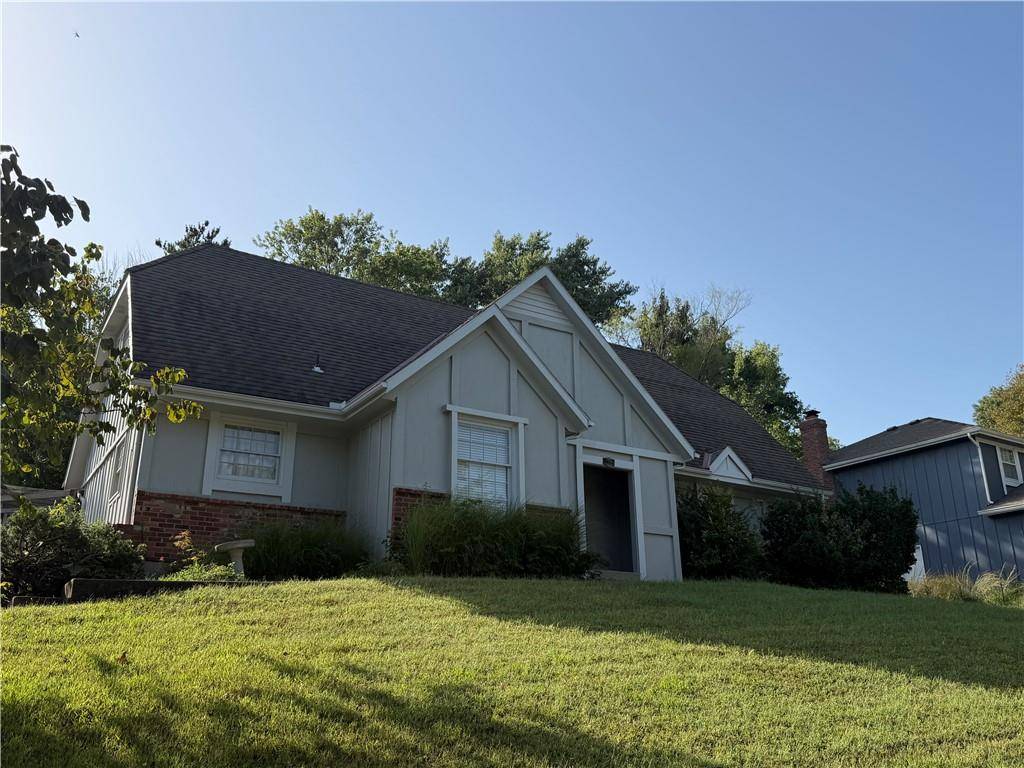 7020 Widmer RD, Shawnee, KS 66216