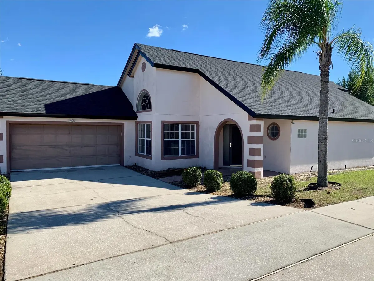 16400 COOPERS HAWK AVE, Clermont, FL 34714