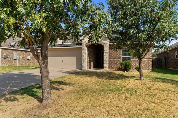 4128 Tower Bridge Lane, Crowley, TX 76036