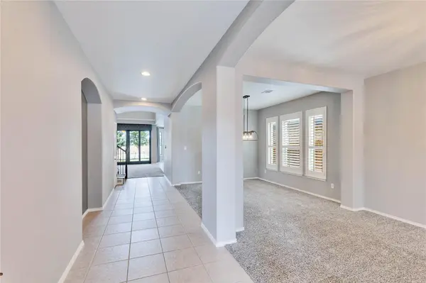 208 Norcia LOOP, Liberty Hill, TX 78642