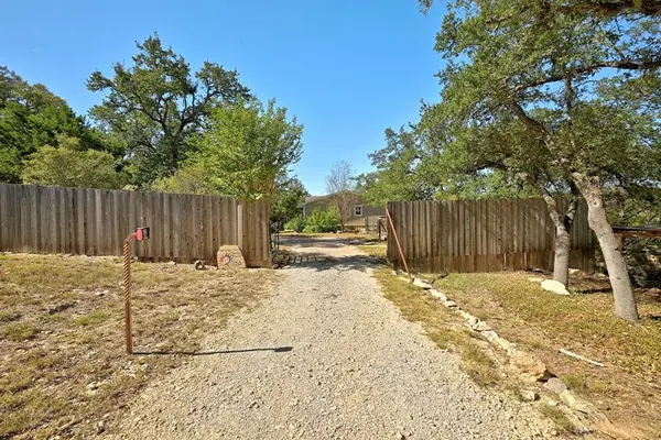 120 Cedar Bend RD, Wimberley, TX 78676