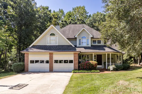 1740 29th Avenue PL NE, Hickory, NC 28601