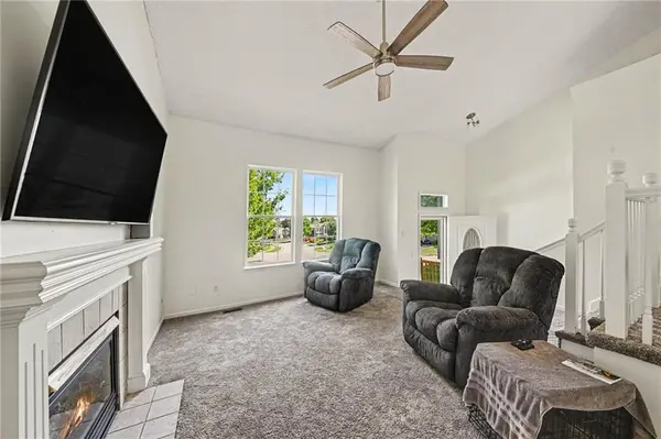 11010 N Booth AVE, Kansas City, MO 64157
