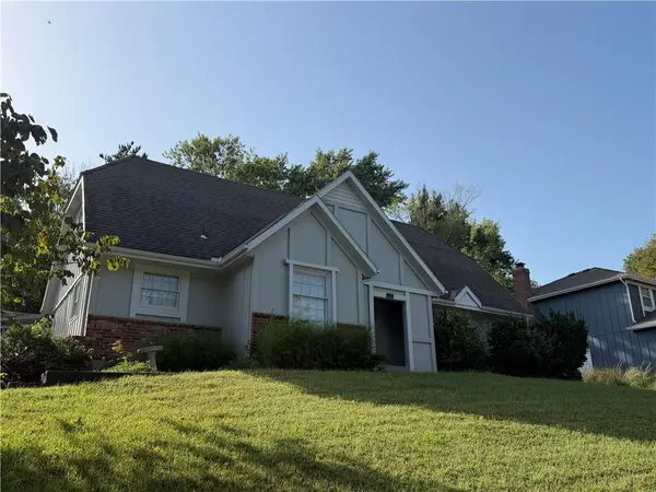 7020 Widmer RD, Shawnee, KS 66216