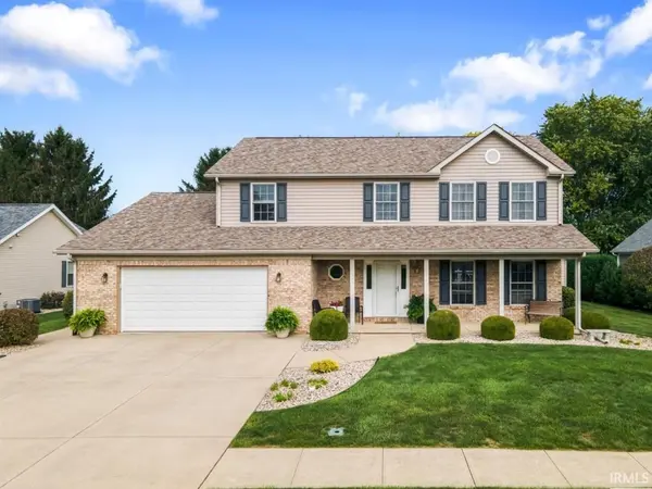 531 Lissaaron DR, Winchester, IN 47394