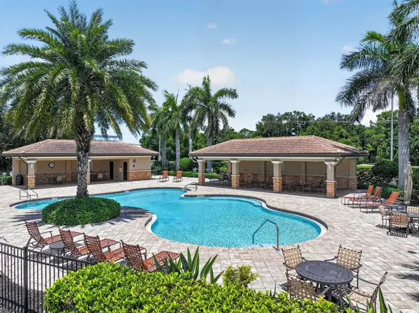 1093 BLUFFWOOD DR, Nokomis, FL 34275