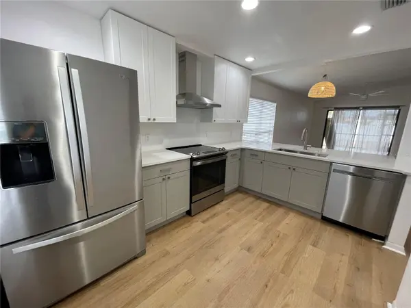 2132 JO AN DR, Sarasota, FL 34231