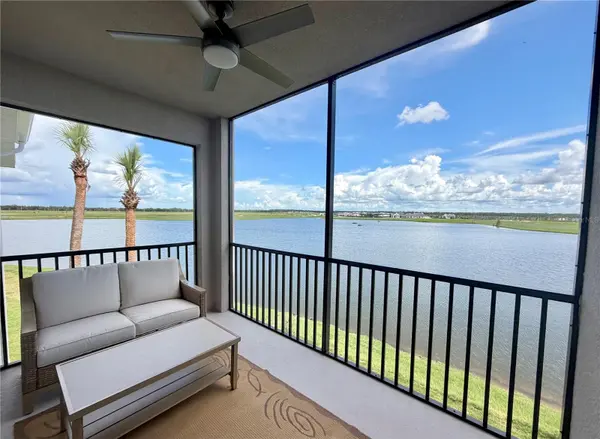 19110 SCALLOP LOOP #302, Lakewood Ranch, FL 34211
