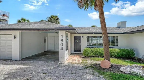 1604 CASEY KEY RD, Nokomis, FL 34275