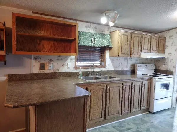 1176 COUNTY ROAD 305, Bunnell, FL 32110