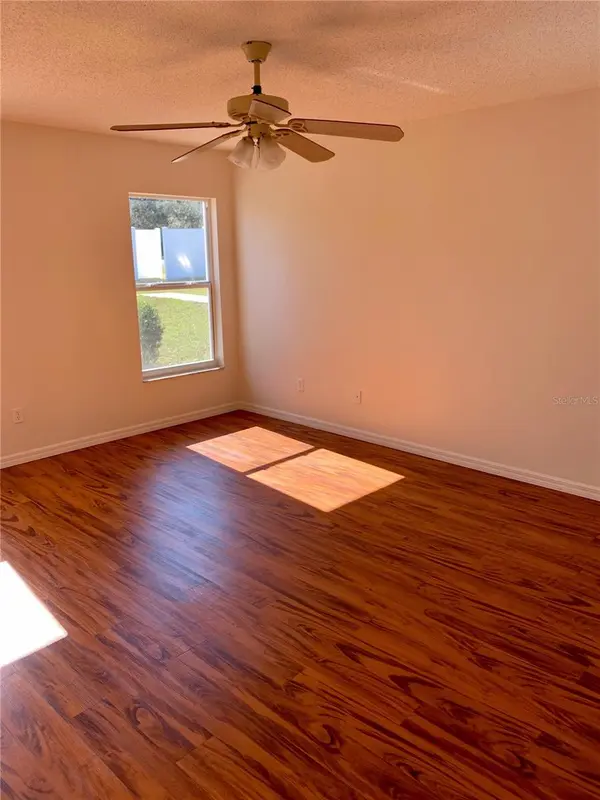 16400 COOPERS HAWK AVE, Clermont, FL 34714
