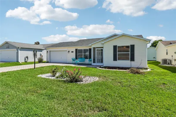 2609 PRIVADA DR, The Villages, FL 32162