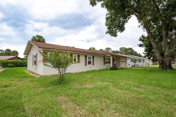 62 ABERDEEN CIR #62A, Leesburg, FL 34788