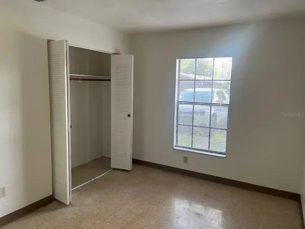5730 NW 25TH TER, Gainesville, FL 32653