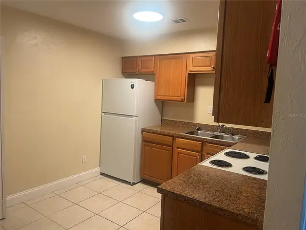 7200 SW 42ND PL #D, Gainesville, FL 32608