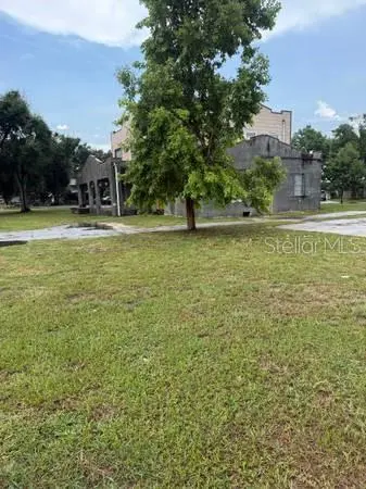 375 W BAY AVE, Eagle Lake, FL 33839