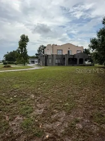 375 W BAY AVE, Eagle Lake, FL 33839