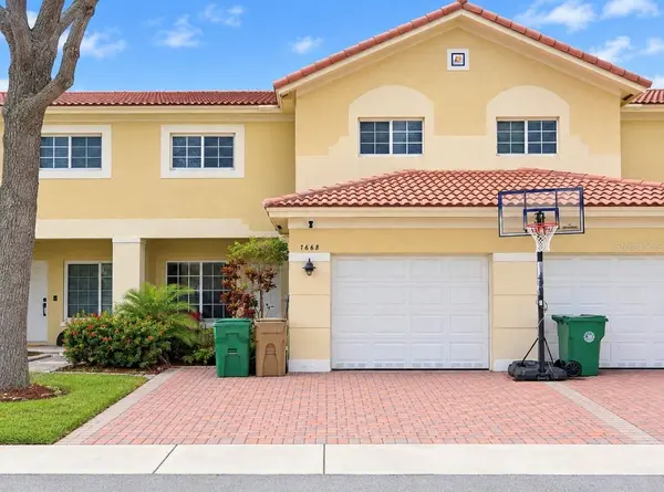 7668 S STONECREEK CIR, Hollywood, FL 33024