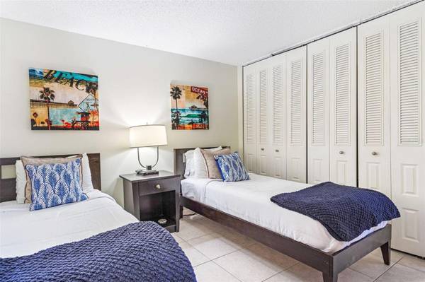 13000 GULF BLVD #211, Madeira Beach, FL, 33708 photo 18