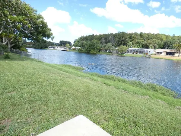 7207 ASHWOOD DR, Port Richey, FL 34668