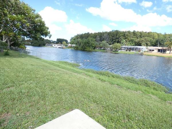 7207 ASHWOOD DR, Port Richey, FL 34668