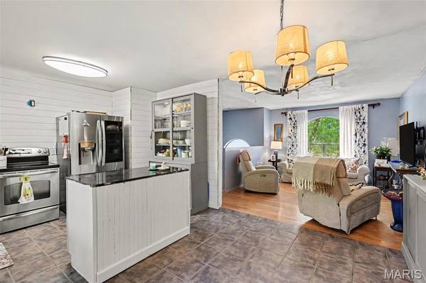 2181 Wilderness TRL, Barnhart, MO 63012