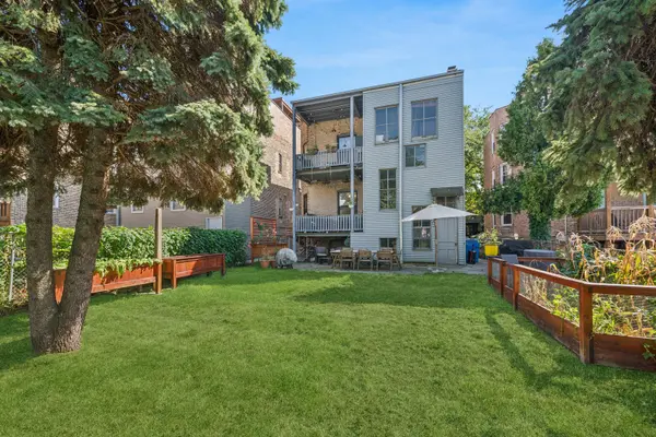 1314 W Carmen AVE, Chicago, IL 60640