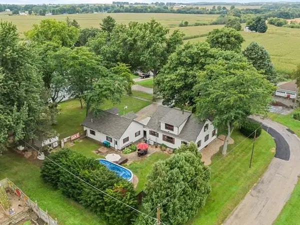 110 N Maple AVE, Polo, IL 61064
