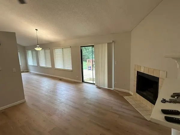 3064 Long Grove LN #3064, Aurora, IL 60504