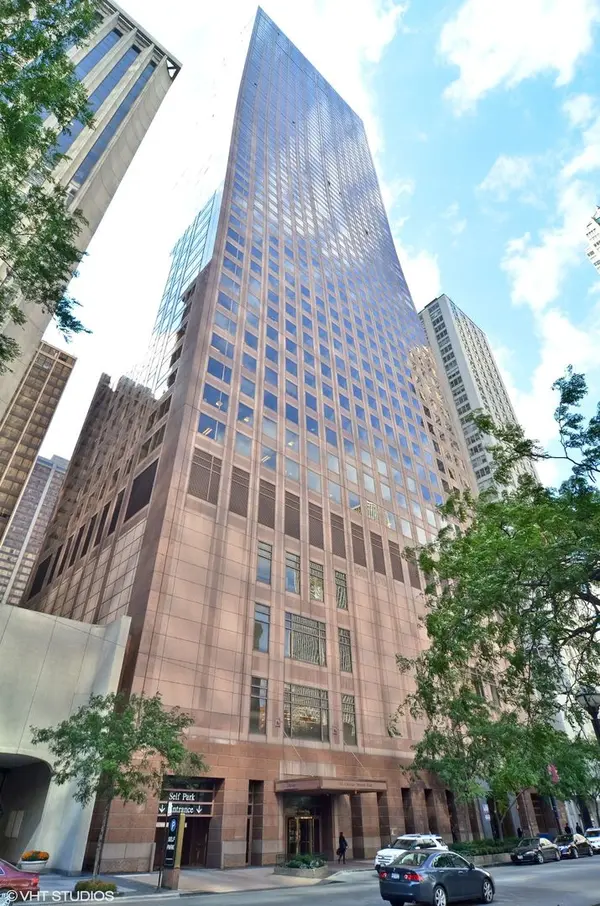 161 E Chicago AVE #26B, Chicago, IL 60611