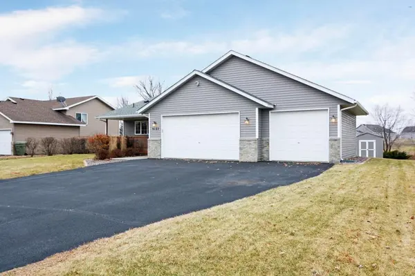9127 Fieldcrest CIR, Monticello, MN 55362