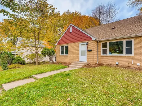 1803 Margaret ST, Saint Paul, MN 55119