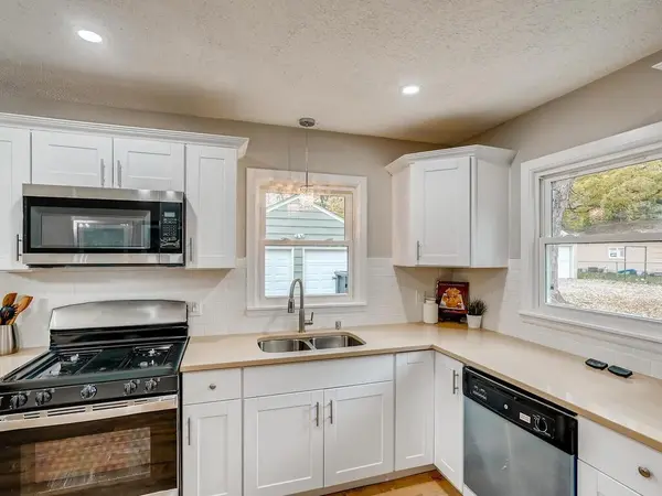 1803 Margaret ST, Saint Paul, MN 55119