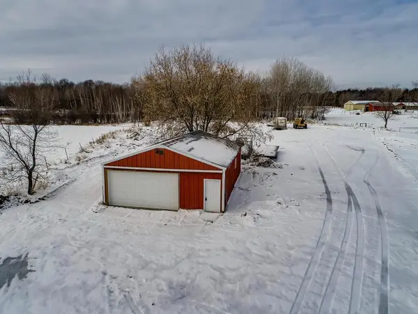 000 Seelye Brook DR NW, Saint Francis, MN 55070