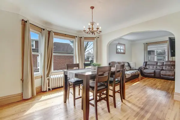 386 Arbor ST, Saint Paul, MN 55102